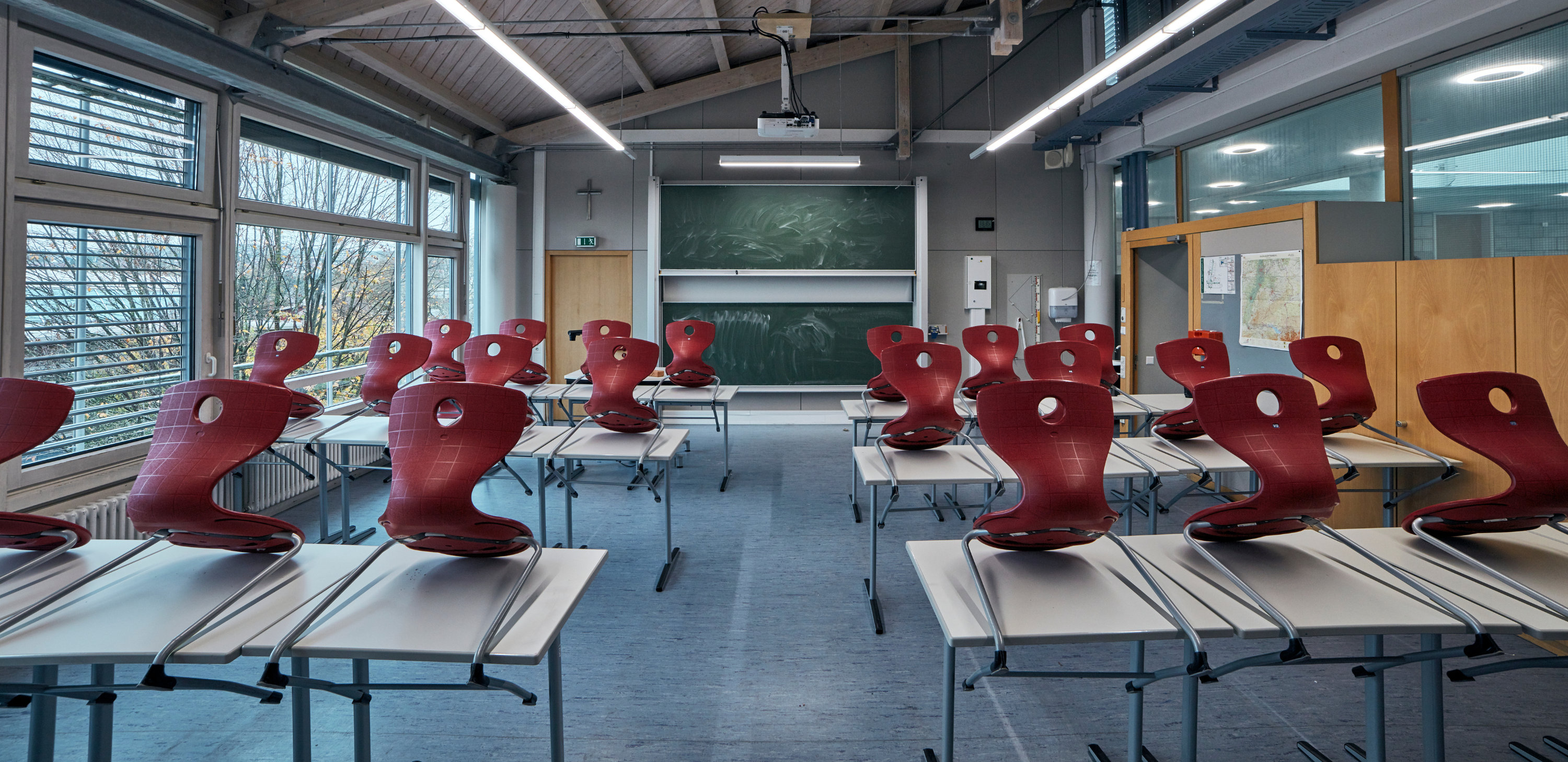 Lighting in a classroom